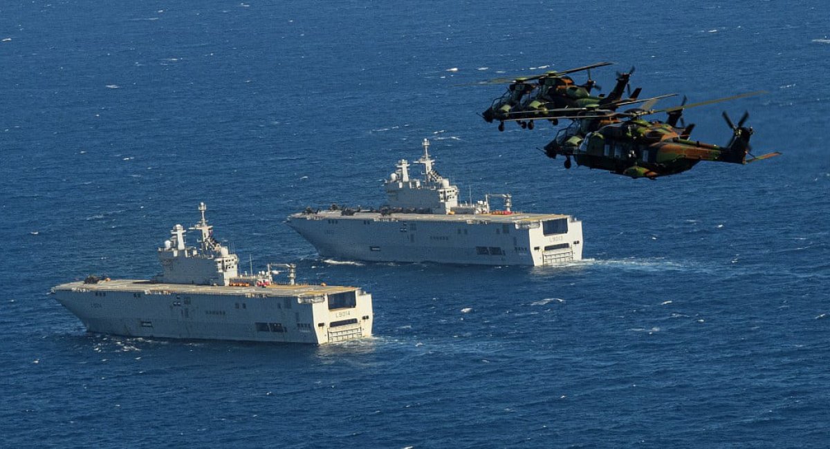 Two French Mistral-class landing ships / Defense Express / Europe Would Struggle to Redeploy Tanks if War Were to Break Out, Needs €17 Billion to Fix Logistics