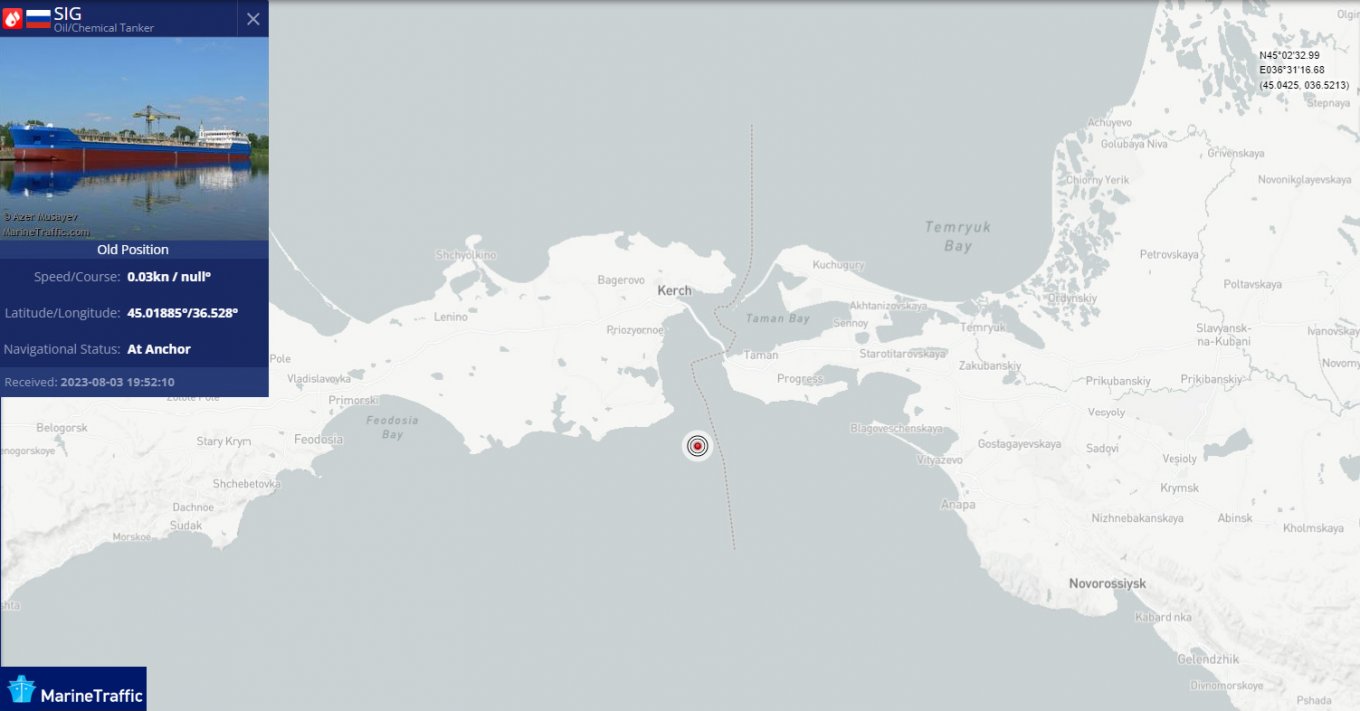 Attack on a russian SIG Tanker, Ukrainian Kamikaze Boat Does it Better Than a State-of-the-art Anti-Ship Missile, The position of the SIG tanker on the morning of August 5, Defense Express