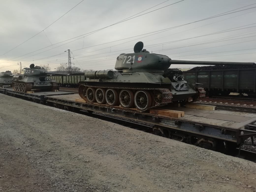 And echelon with Laotian T-34-85 tanks moving from the russian far east, 2019 / Open source photo