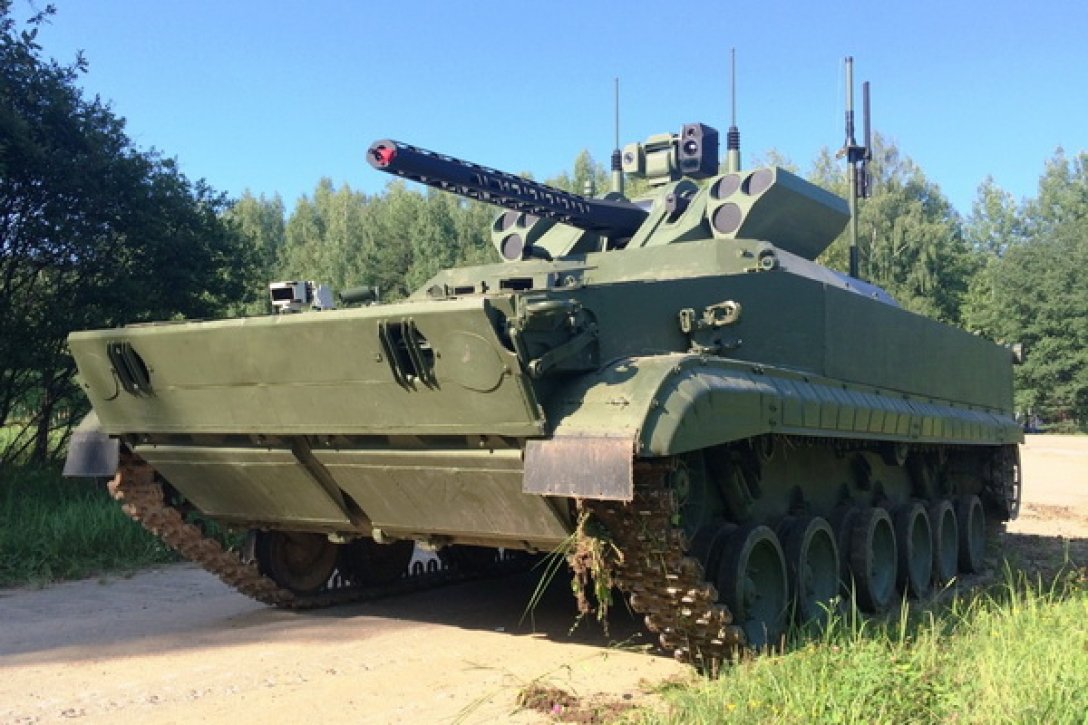 New russian robotic BMP-3 with the Sinitsa combat module