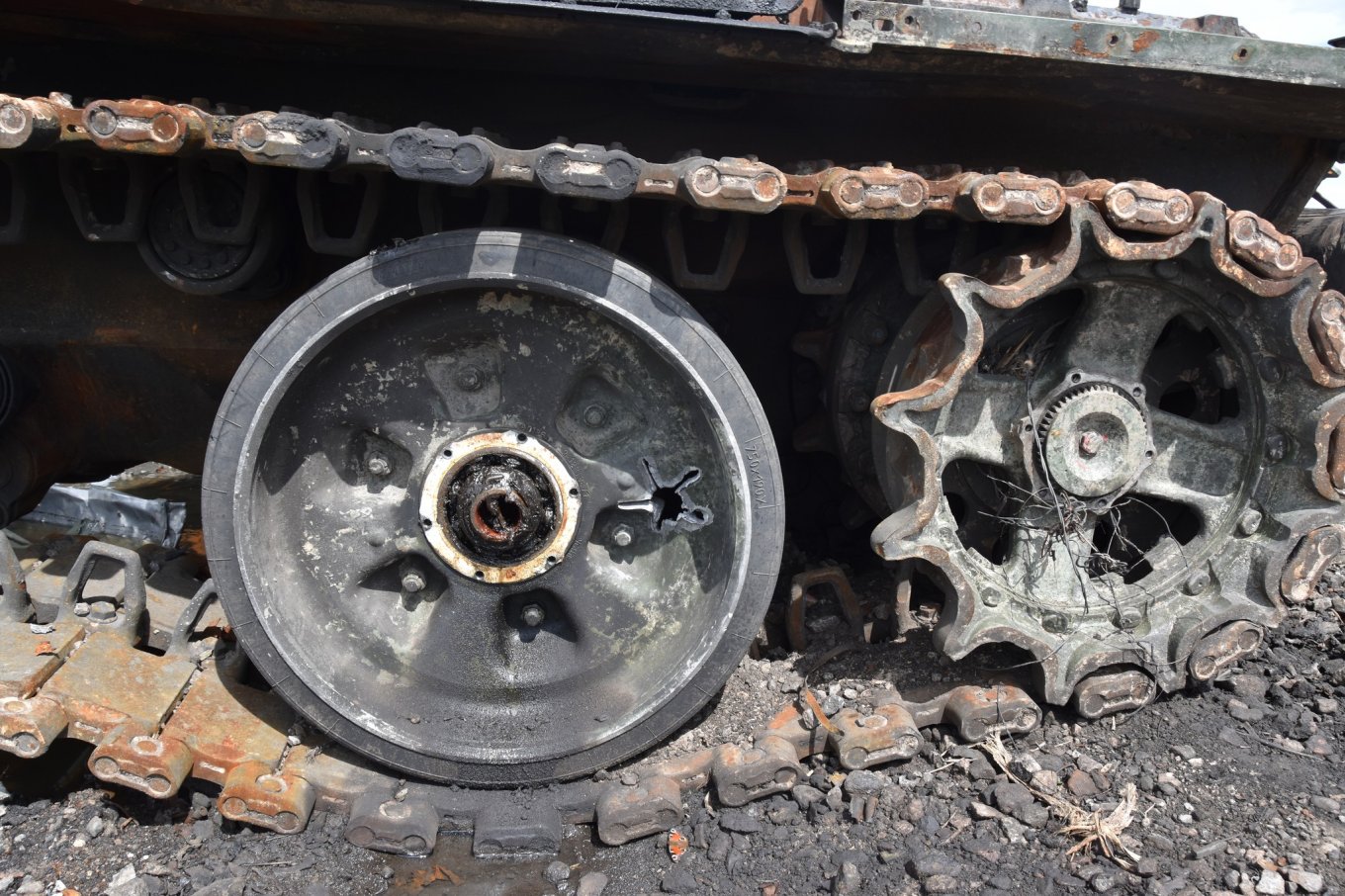 Ukrainian Soil Absorbs russian Armor. Spectacular Photos By the Armed Forces Of Ukraine, Defense Express, war in Ukraine, Russian-Ukrainian war