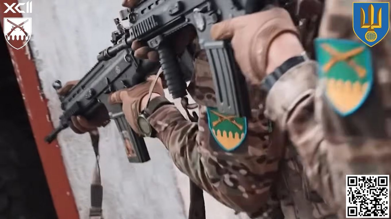 Australian Become Combat Medic with Ukraine’s 92nd Assault Brigade