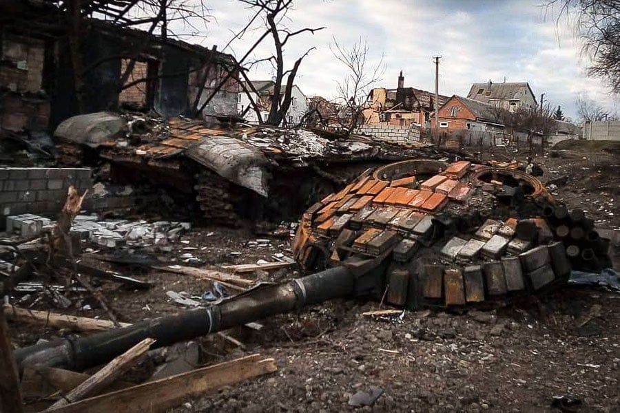 Russian Occupiers Used Phosphorus Munitions in Ukraine Again, Defense Express