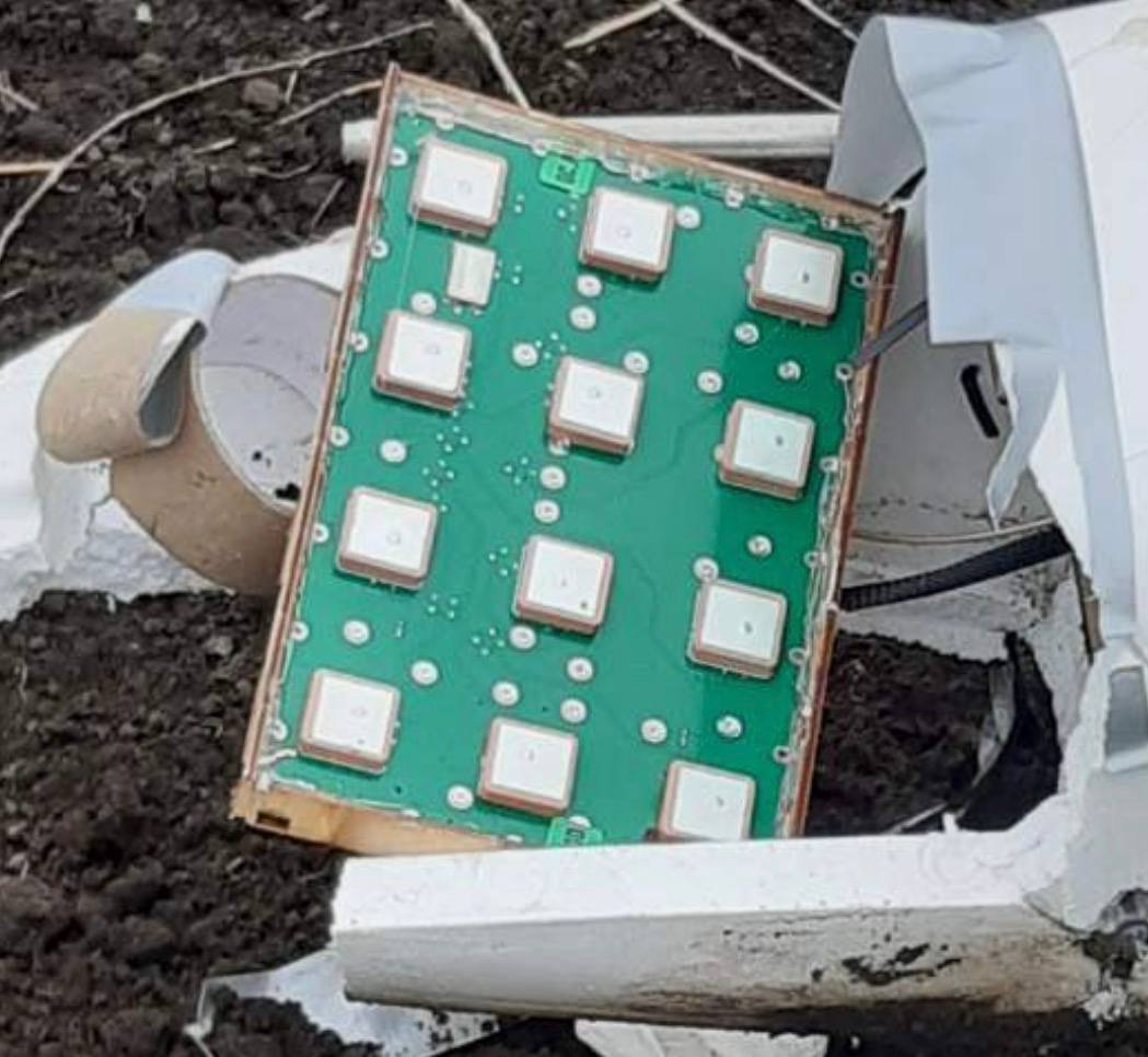 russia Equips Gerbera Foam UAVs With 12-Element Kometa-M GNSS Antennas: What It Signals