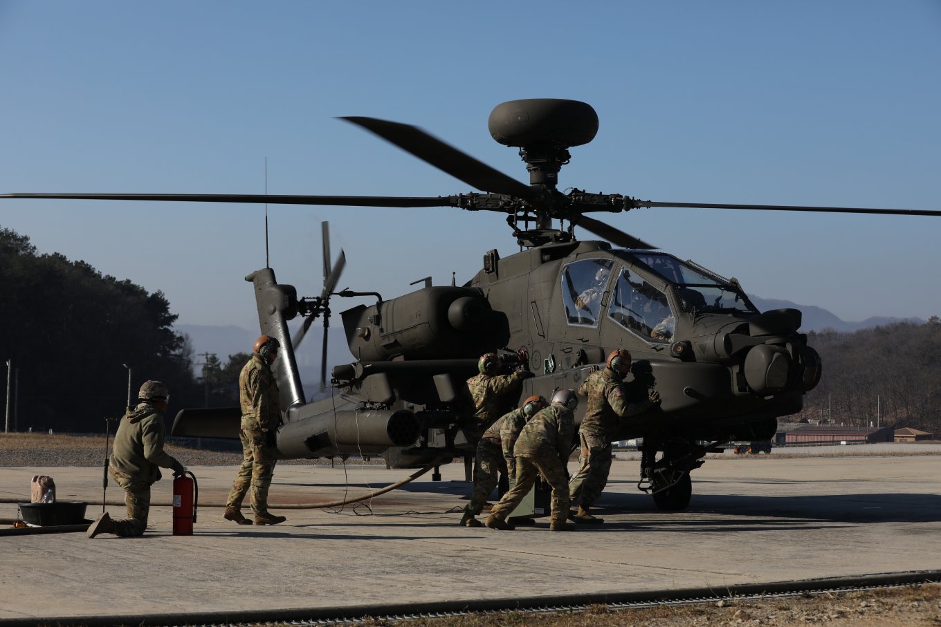 AH-64E Apache attack helicopters / Defense Express / Poland Announced the Benefits From Offset Agreements on 96 U.S. Apache Helicopters