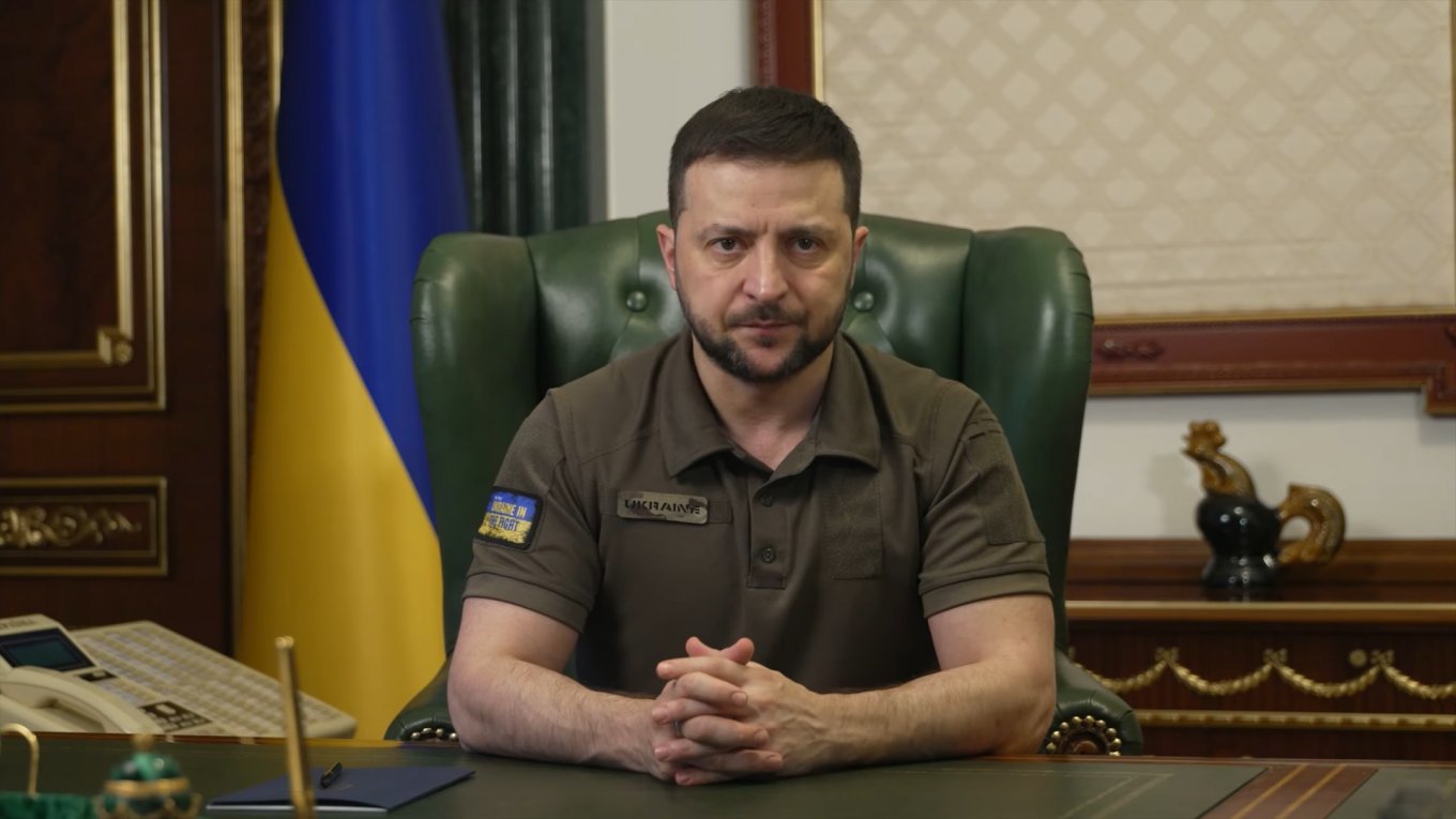 President of Ukraine Volodymyr Zelensky, Defense Express