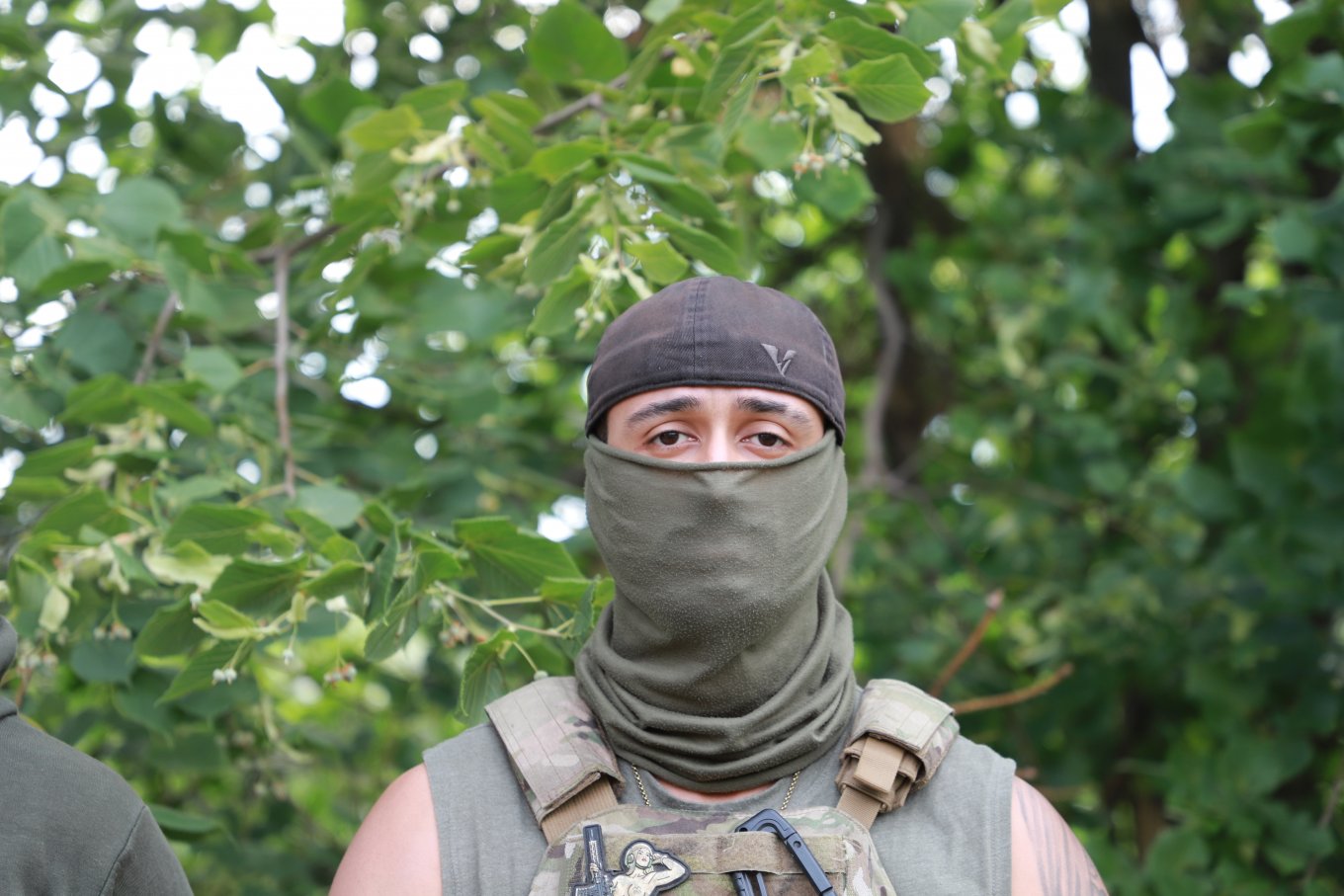 Oscar is 29 years old Brazilian who fought drug traffickers In Brazil and now fighting for Ukraine