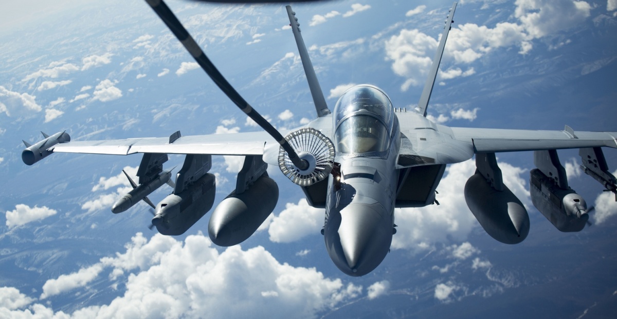 Two EA-18G Growler EW Aircraft Lost at Gunfighter Skies Air Show – What It Cost the U.S., Defense Express