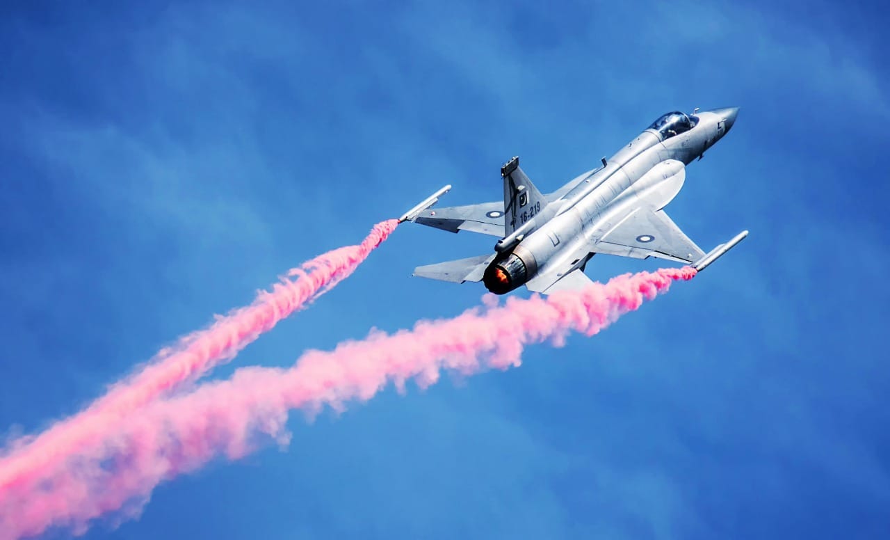 JF-17 in service with the Pakistan Armed Forces / Defense Express / How Pakistan Being Top Buyer of Chinese Weapons Plays Out in Clashes With India