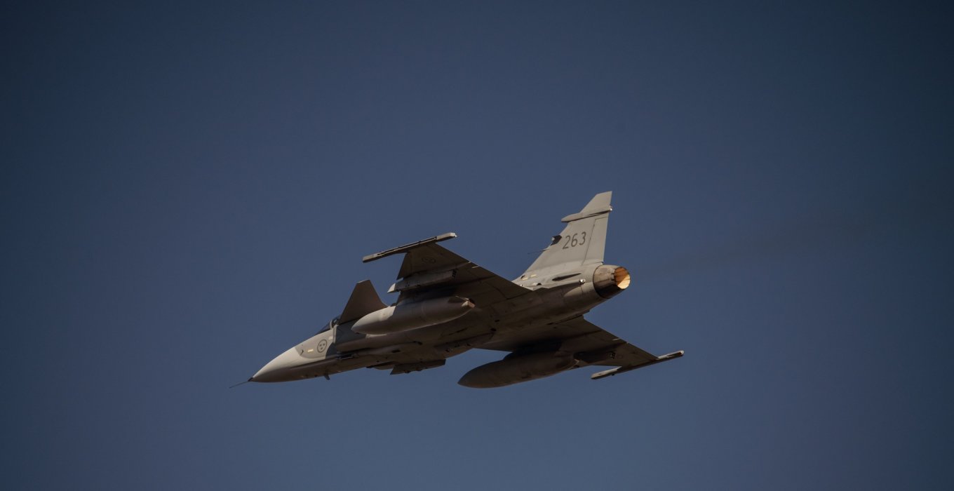 Sweden to Send First Gripen Fighter Jets to Ukraine: What Is Known About Numbers and Aircraft Types, Defense Express