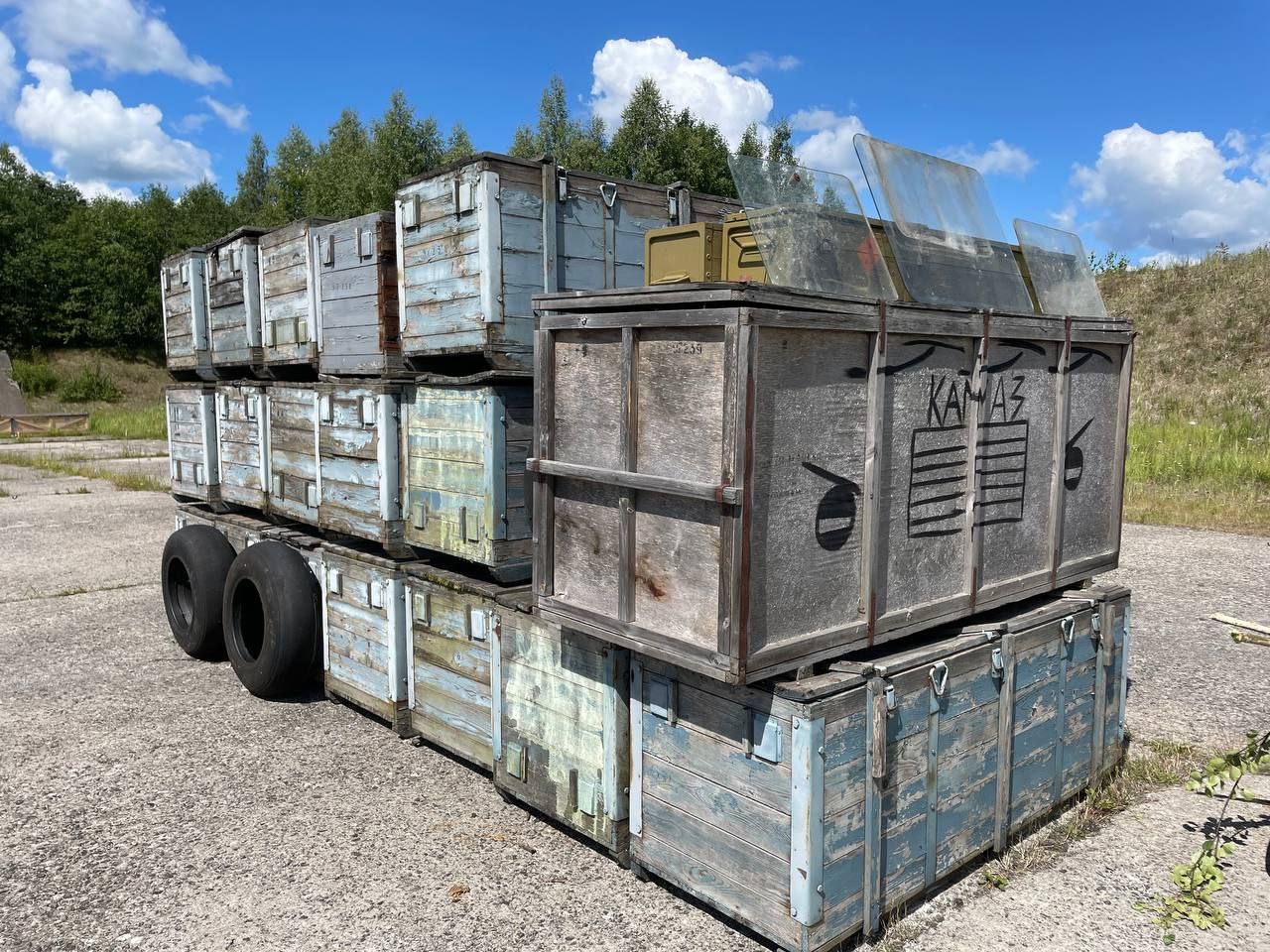 How Does the russian Army Want to Fool Ukrainians on Battlefield - Occupiers Showed Rather Unsuccessful Replicas of Their Weapons, Defense Express