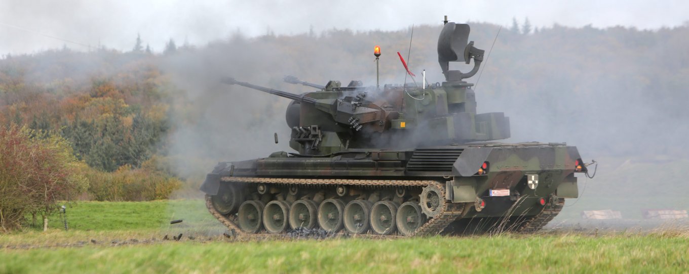 Germany Handed Ukraine Next Six Gepard Anti-Aircraft-Gun Tank | Defense ...