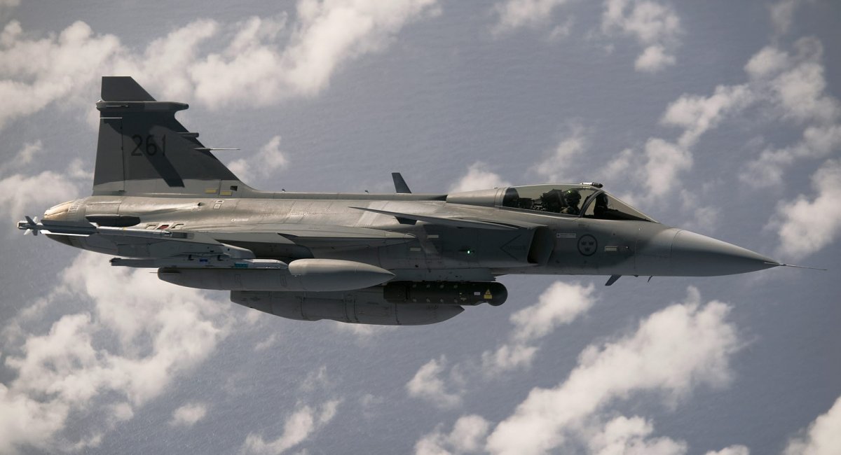 The JAS 39 Gripen multirole fighter Defense Express Defense Express’ Weekly Review: Ukraine’s 2nd International Legion Eliminates russian Special Forces, Dassault Considers the FCAS Withdrawal, and russia Admits the M2 Bradley Vehicle Superiority