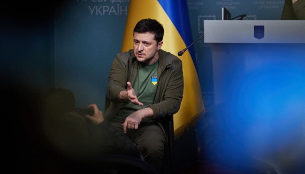 Day 13th of Ukraine's defense against Russia, The President of Ukrainian Volodymyr Zelensky, interview with ABC News Defense Express