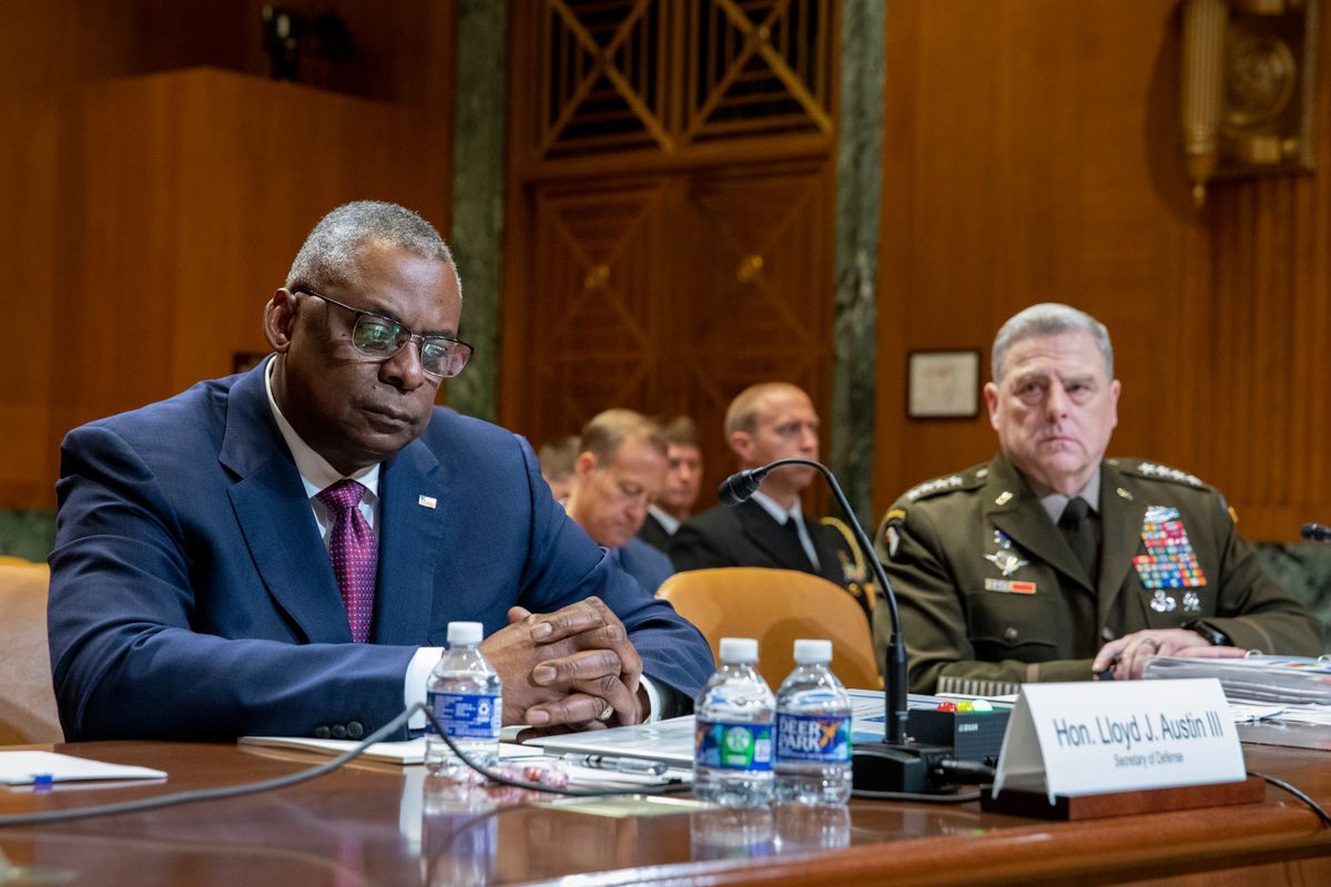Defense Express / Gen. Mark Milley and Lloyd Austin testify to the Senate Appropriations Committee Subcommittee on Defense on Tuesday, May 3, 2022 on Capitol Hill in Washington / US Defense Seniors Praise Ukrainian Military for Good Use of Foreign Weaponry