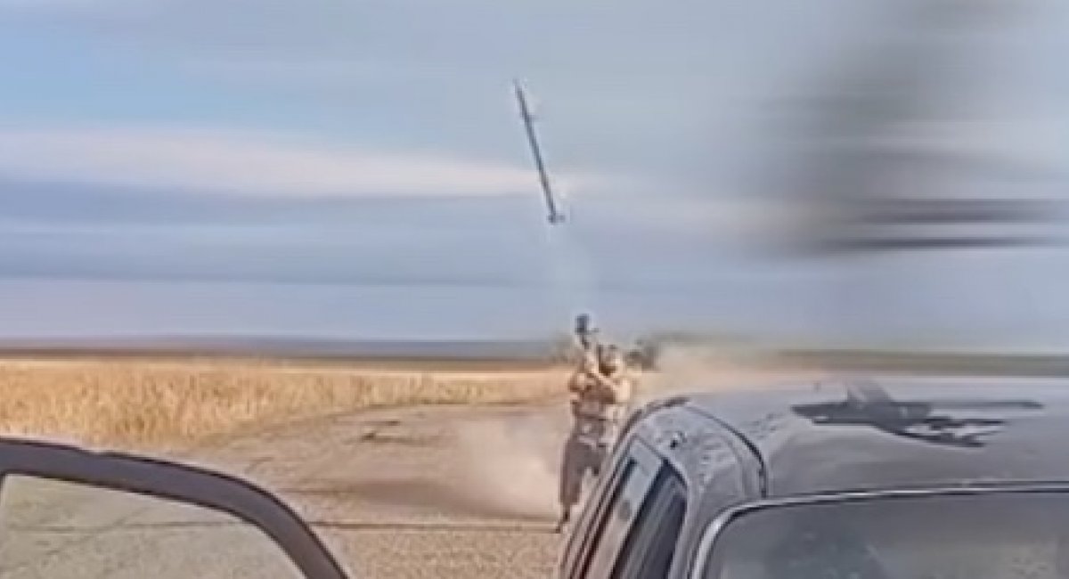 Kenon with the MANPADS Defense Express Ukraine's Omega Center Hit russian Tank and Multiple Ground Robots (Video)