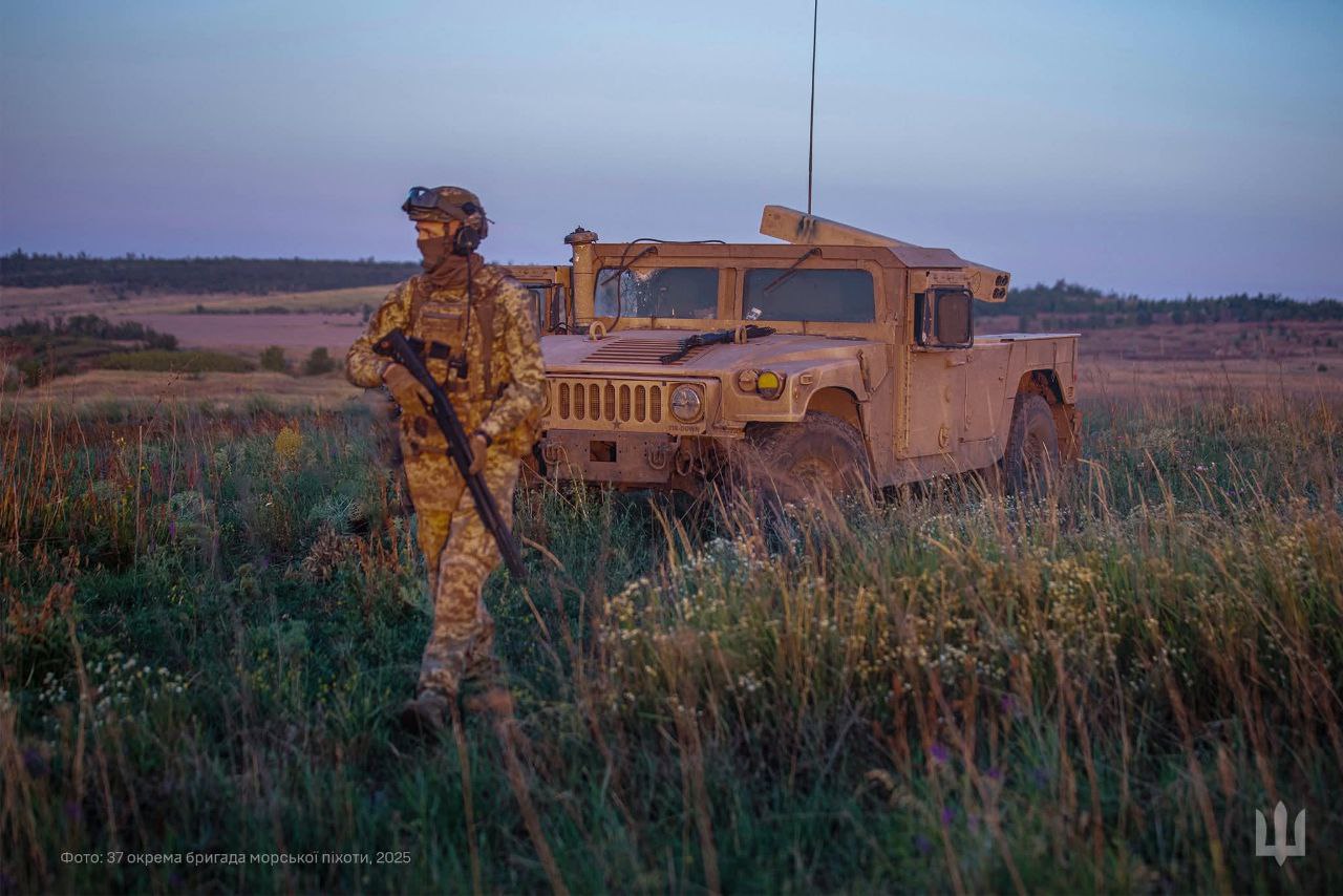 APKWS rocket launcher on a HMMWV in service with the 37th Marine Brigade of the AFU