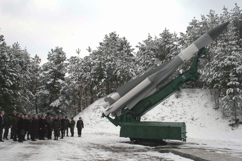 5V28 surface-to-air missile of the S-200 system / Defense Express / Top Five The Most Of 2024 Title Winners Among Weapons and Military Equipment