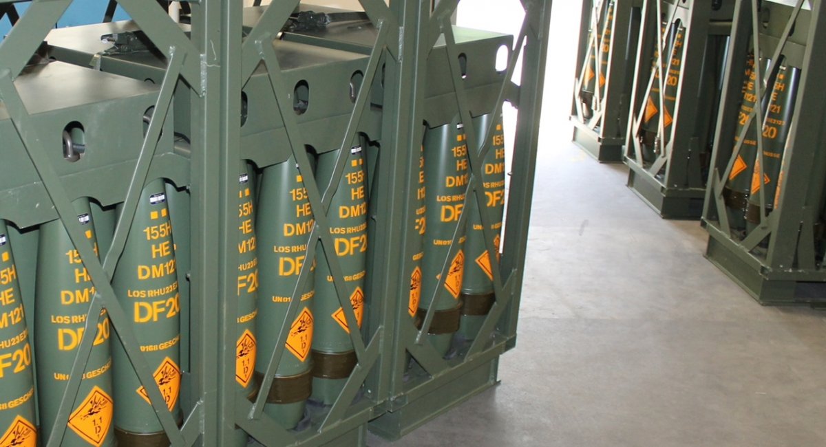 155mm artillery shells
