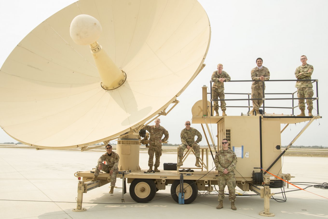 Identical antenna operated by the U.S. Army