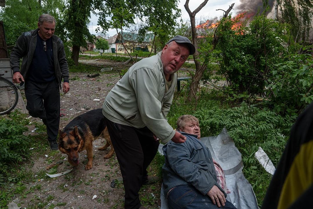 russian Occupiers Capture and Shoot Civilians in Vovchansk, Defense Express