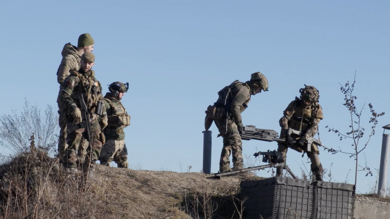 French Cook Fries russian Invaders with an American Grenade Launcher