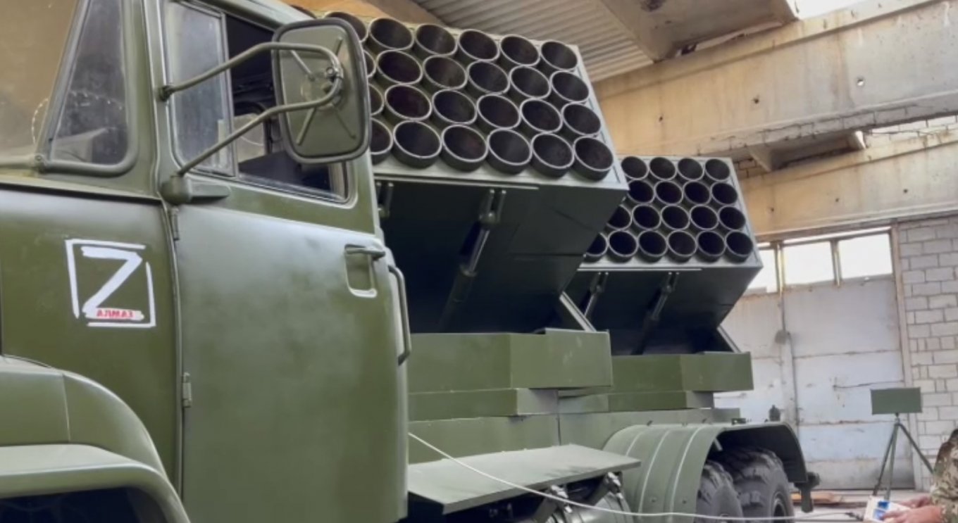 It Seems that North Korea Helps russia with Ammunition for Rare 240-mm Cheburashka MLRS, Defense Express