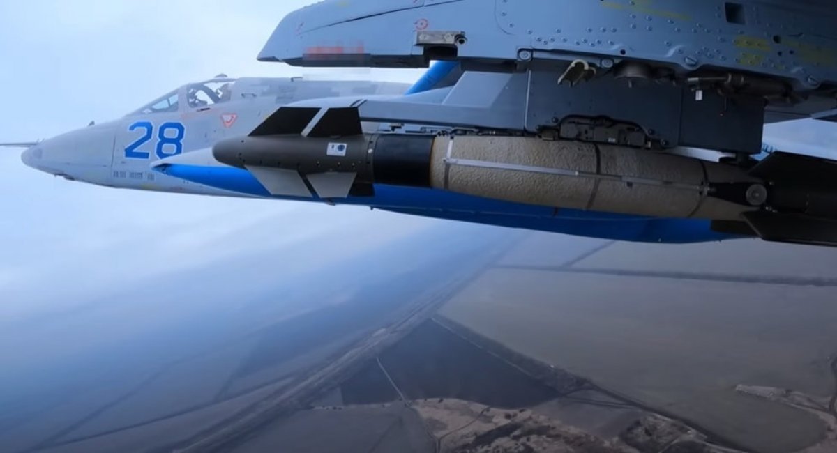 AASM Hammer under Ukrainian Su-25 / Video screenshot by Mazut SD