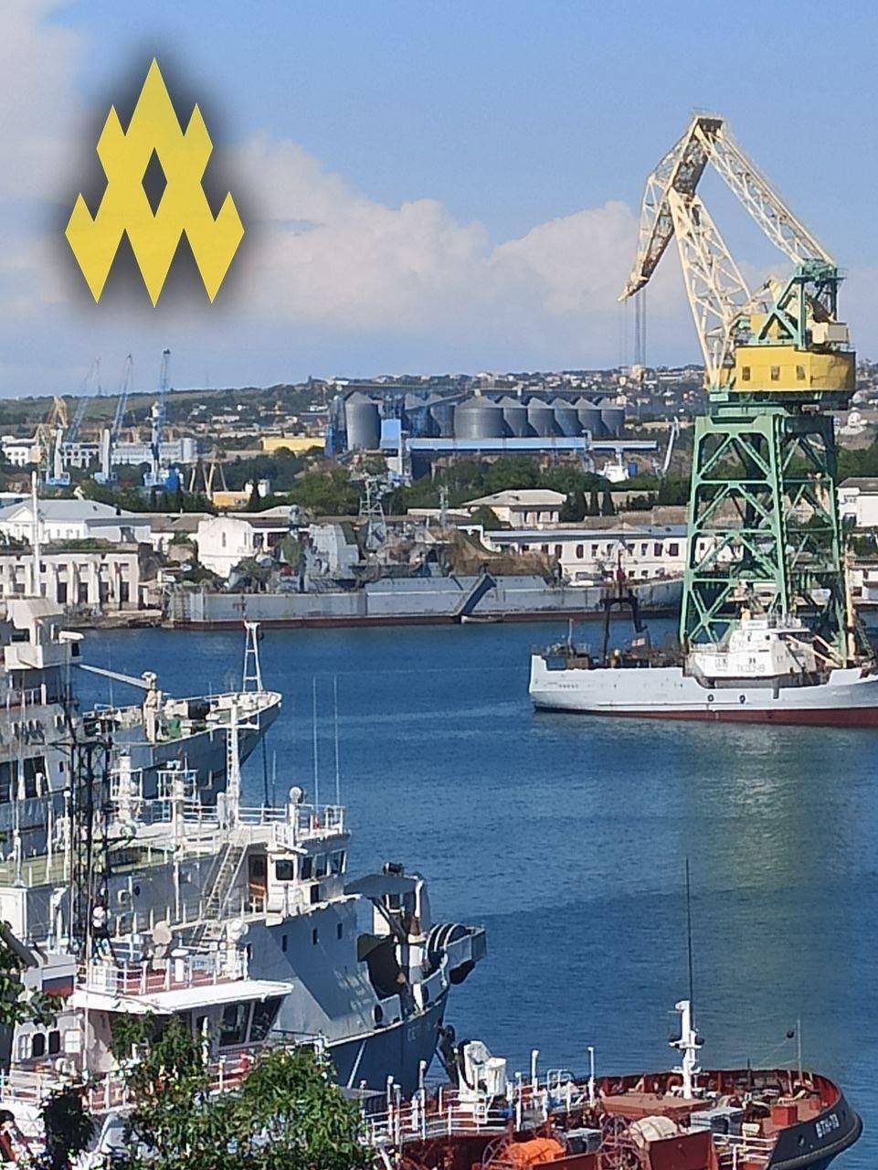 russian Occupiers Dismantle Ukrainian Vessel in Sevastopol to Harvest Spare Parts, Defense Express