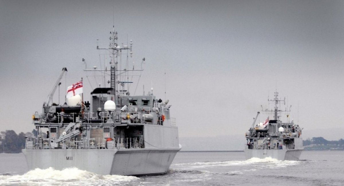 The HMS Ramsey and the HMS Blyth Sandown class minehunters that should be in a service with Ukraine Defense Express Supply of the Sandown Class Minehunters to Ukraine, Bosporus and Dardanelles Straits Passing Issue