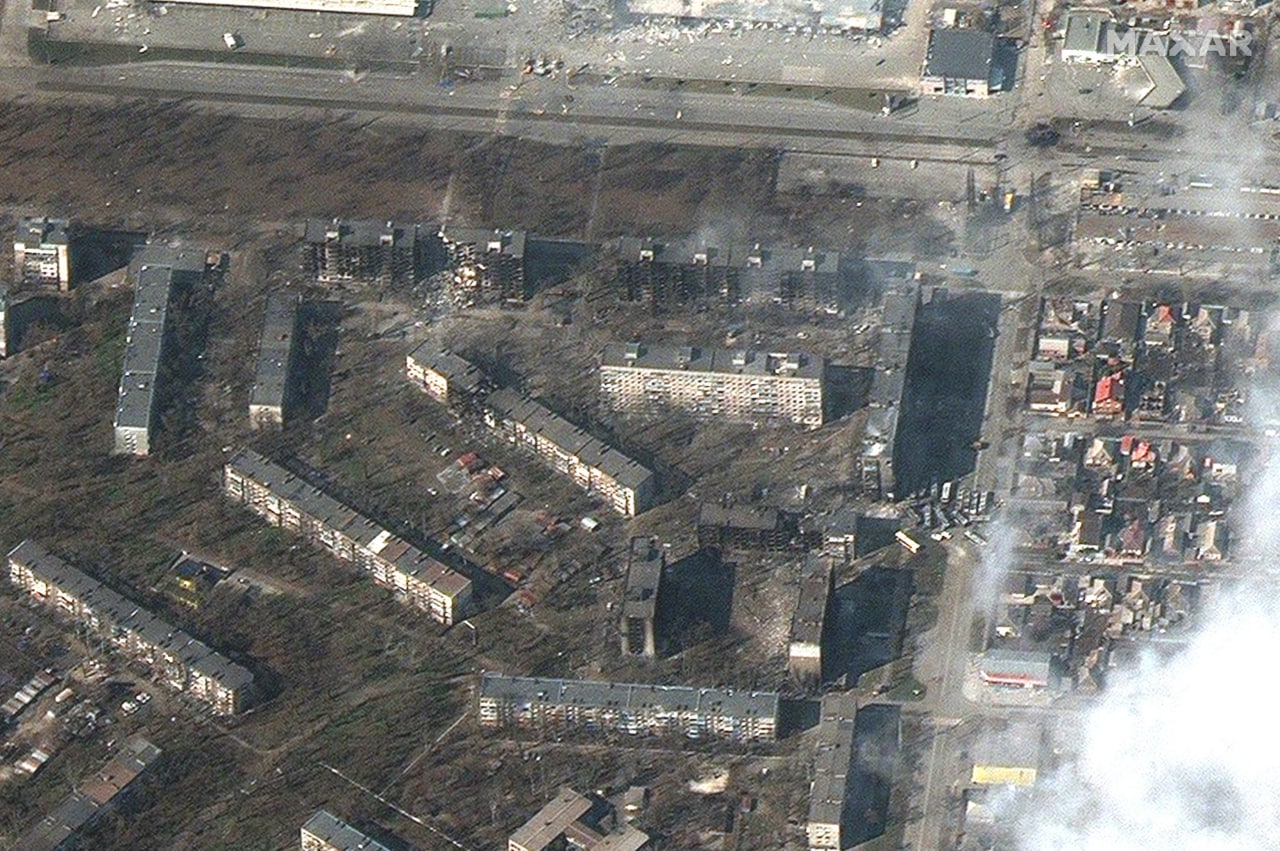 Defense Express / The satellite imagery show massive destruction of civilian buildings caused by the chaotic Russian bombing / Day 24th of Ukraine's Defense Against Russian Invasion (Live Updates)