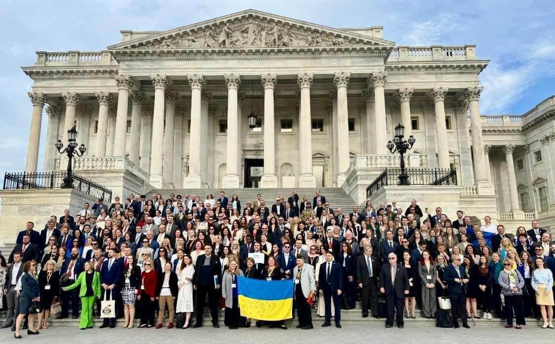 Over 500 Ukrainian delegates in the U.S. Congress during the Ukraine Action Summit, April 12–16, 2024 / Defense Express / How Much of U.S. New $61 Bln Aid to Ukraine Goes for Weapons and Military Equipment