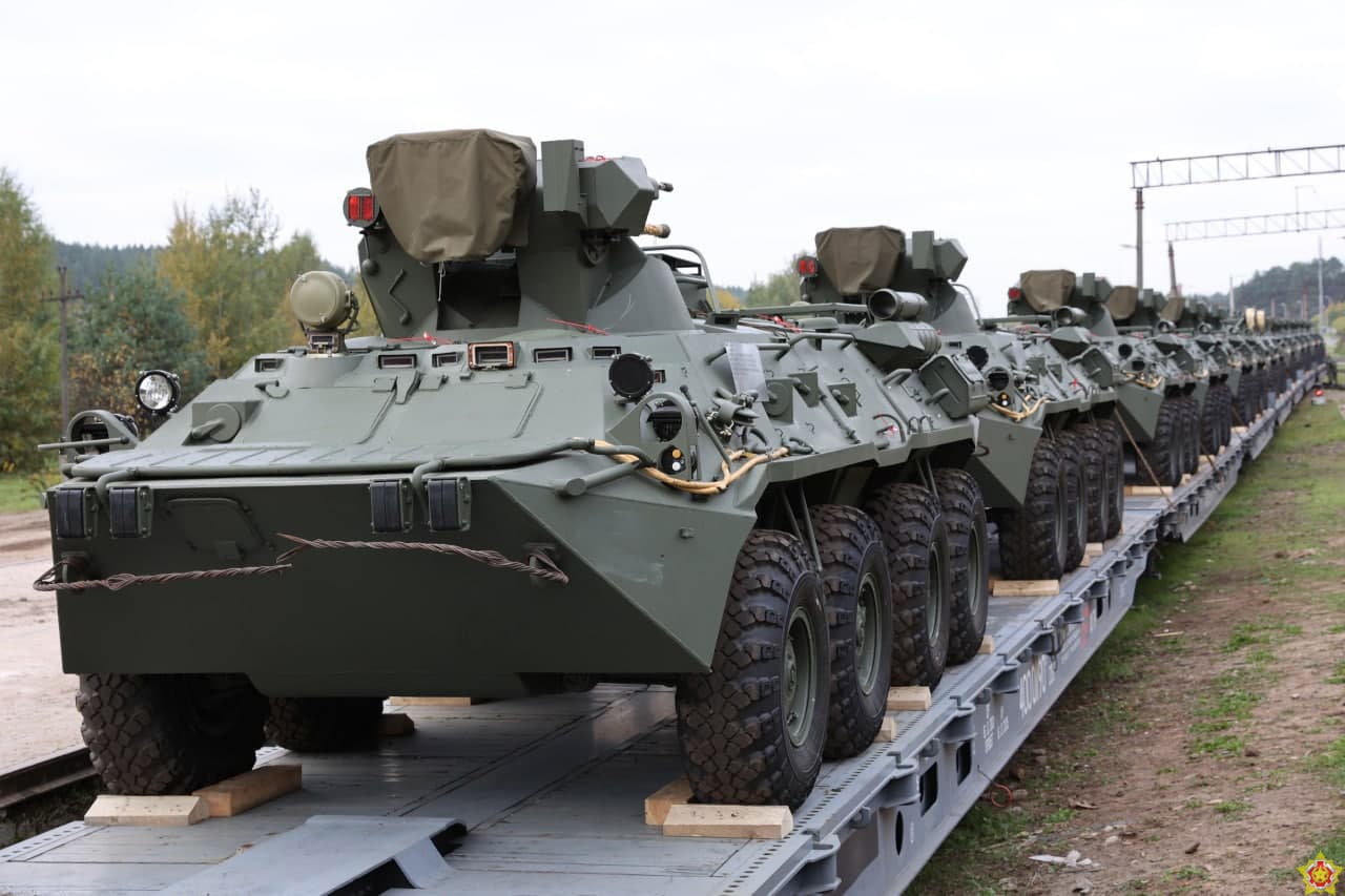 First BTR-82A vehicles arrive in belarus