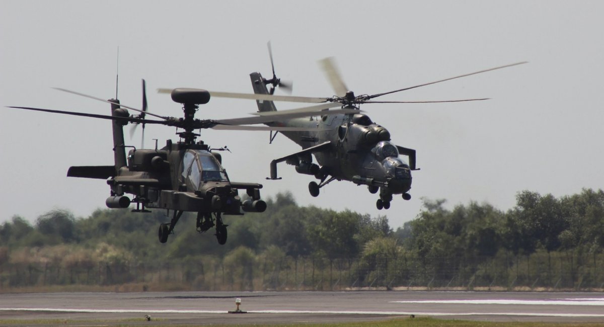 AH-64E Apache and Mi-24 / Photo credit: U.S. Army 25th Combat Aviation Brigade