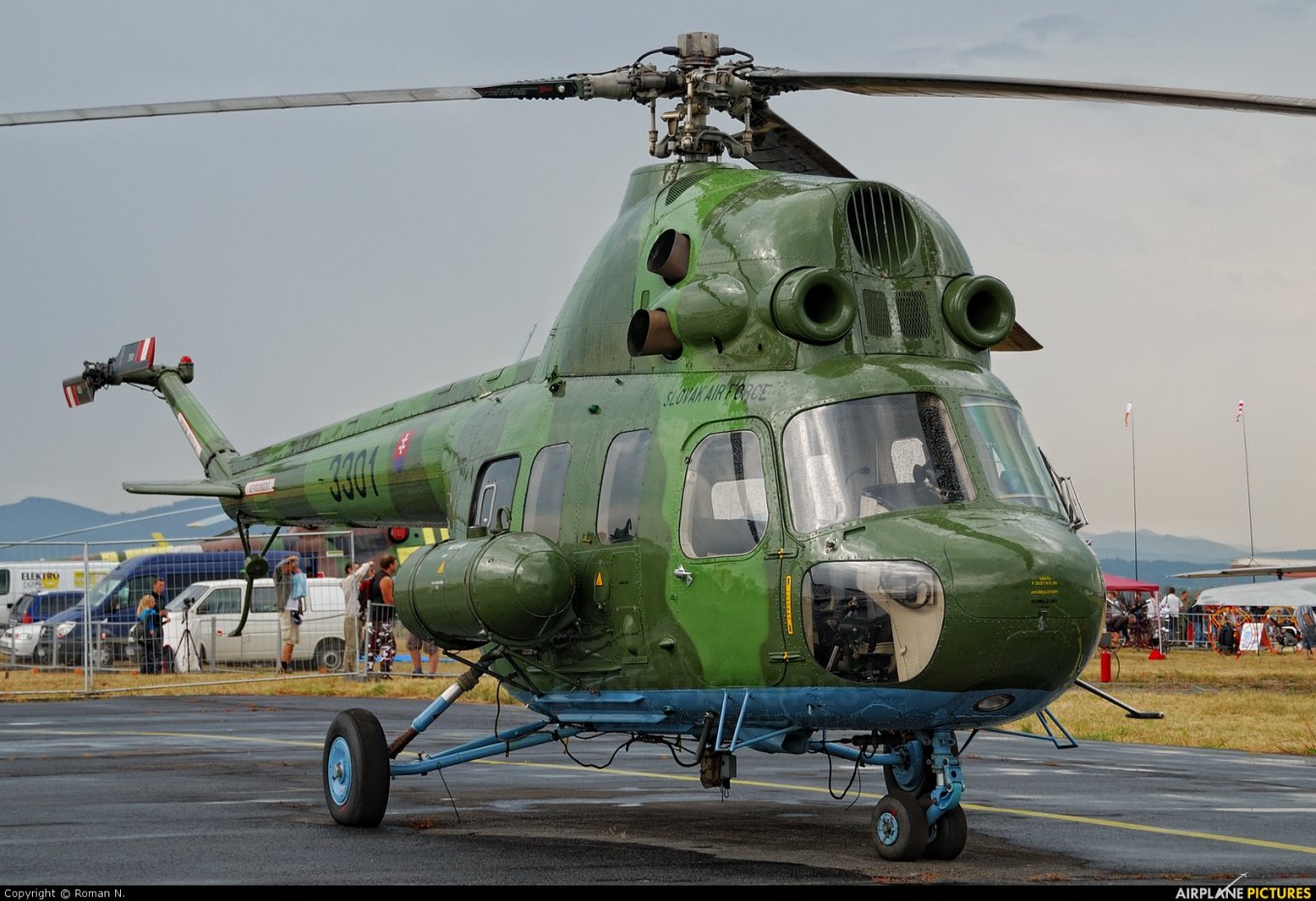 Eslováquia doa helicópteros Mi-17 e Mi-2 para a Ucrânia » Força Aérea