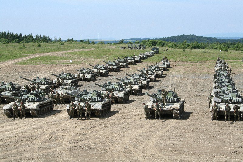 “Gift For Putin”: Fundraising Campign to Buy the T-72M Tank for Ukraine, Defense Express, war in Ukraine, Russian-Ukrainian war