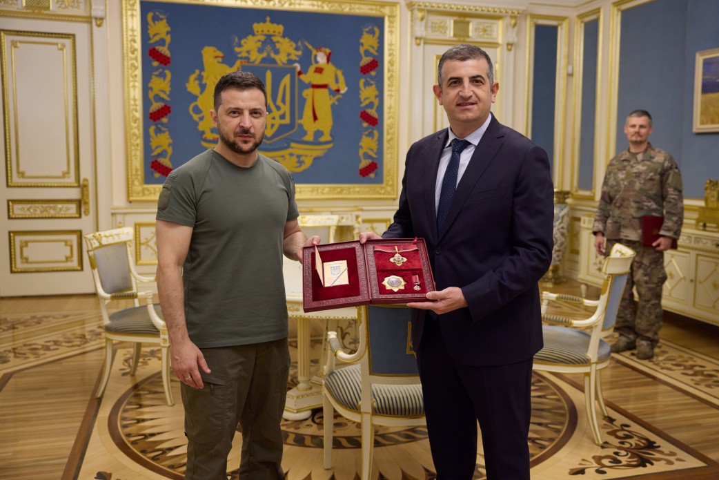 Haluk Bayraktar was awarded the Order of Merit of the 1st degree for increasing the power of the Armed Forces in the fight against the aggressor, Defense Express
