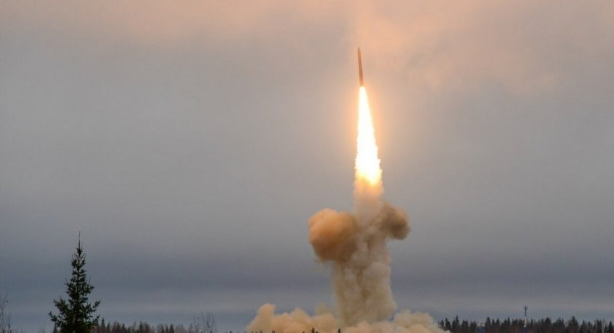 Ukrainian Forces Destroyed One of Three Oreshnik IRBMs Inside russian Territory