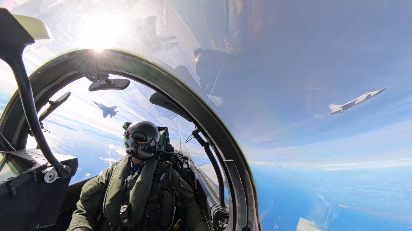 Two NATO F-35s Failed to Shield Estonia from russia's MiG-31s: What Is Known About Its Air Defense, Defense Express