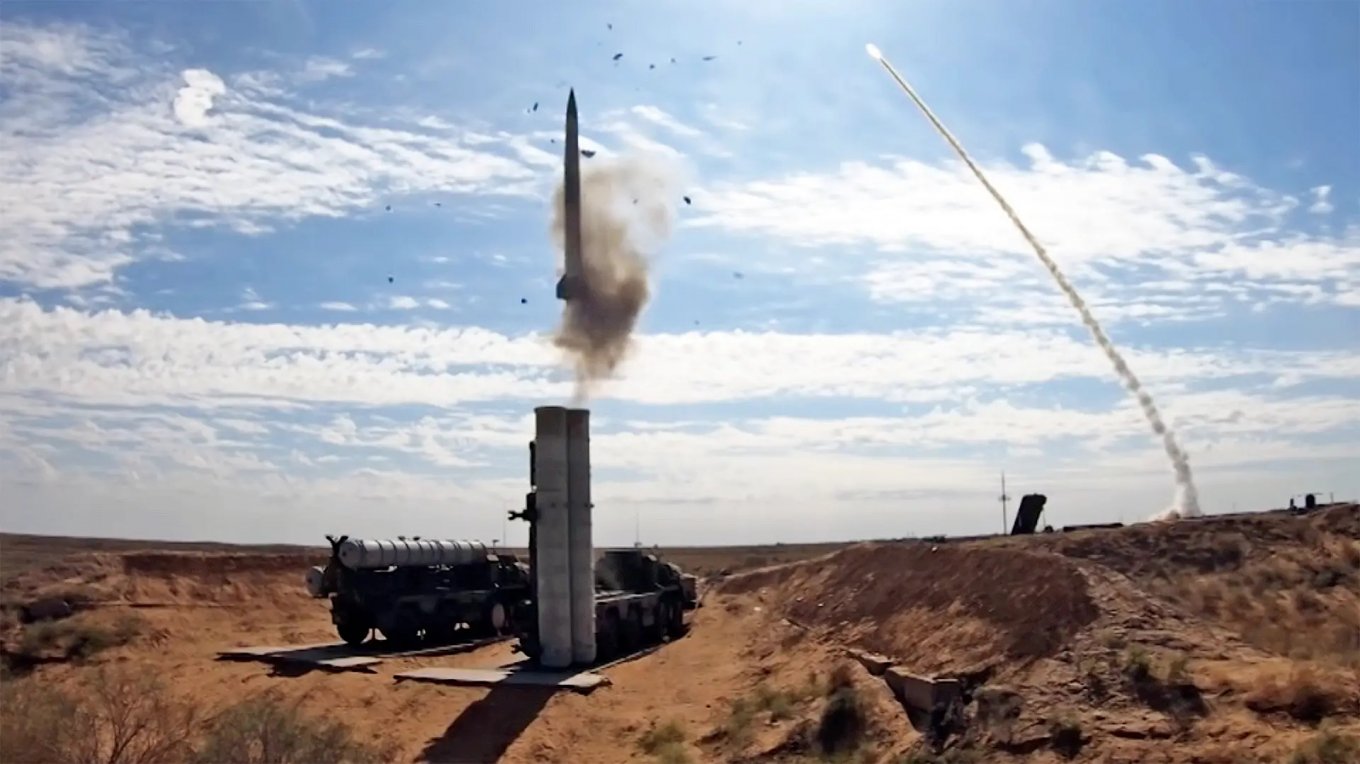 The General Staff of Ukraine Hints: russians to Run Out of S-300 Missiles For Ground Strikes Soon, Defense Express, war in Ukraine, Russian-Ukrainian war