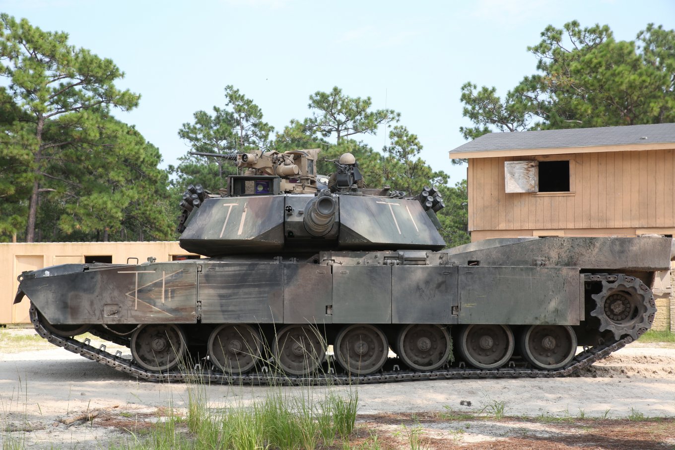 Mỹ đã nêu tên chính xác phiên bản xe tăng M1A1 Abrams sẽ được cung cấp cho Ukraine, Defense Express, chiến tranh ở Ukraine, chiến tranh Nga-Ukraine