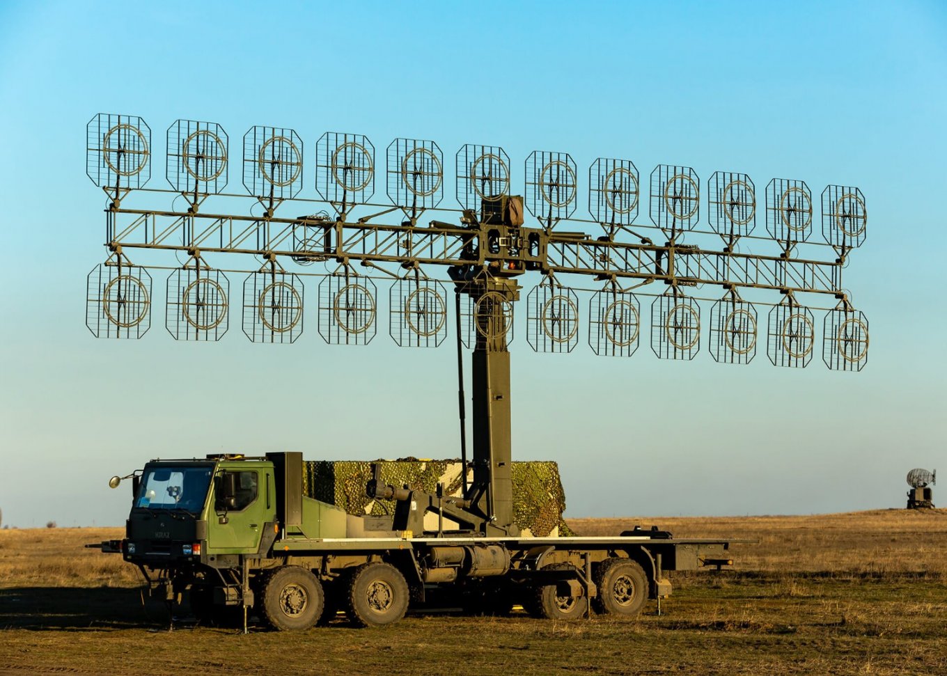 Radar Amder 1800, Defense Express