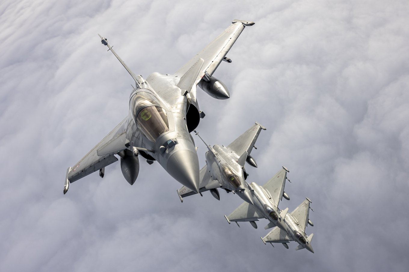 Britain and France may organize joint air patrols of Ukraine's airspace with the use of Eurofighter Typhoons and Dassault Rafales shown on the picture, Operational Plans for Deployment of British and French Troops in Ukraine Already in Development — What Might Be Stationed