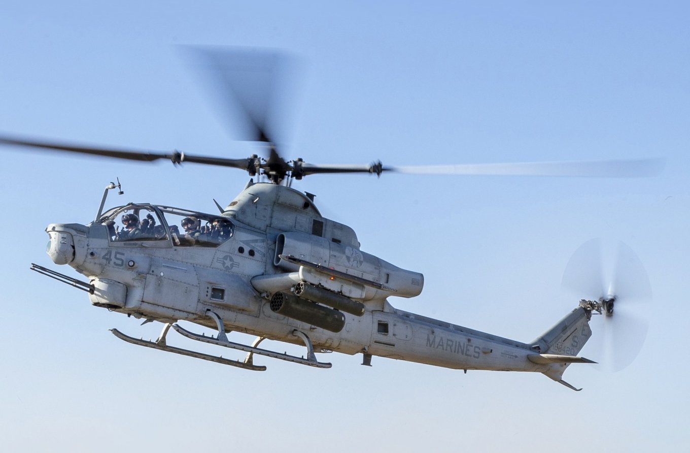 AH-1Z Viper / Defense Express / Ukraine Wants to Buy Out Twelve AH-1Z Vipers Slovakia is About to Turn Down