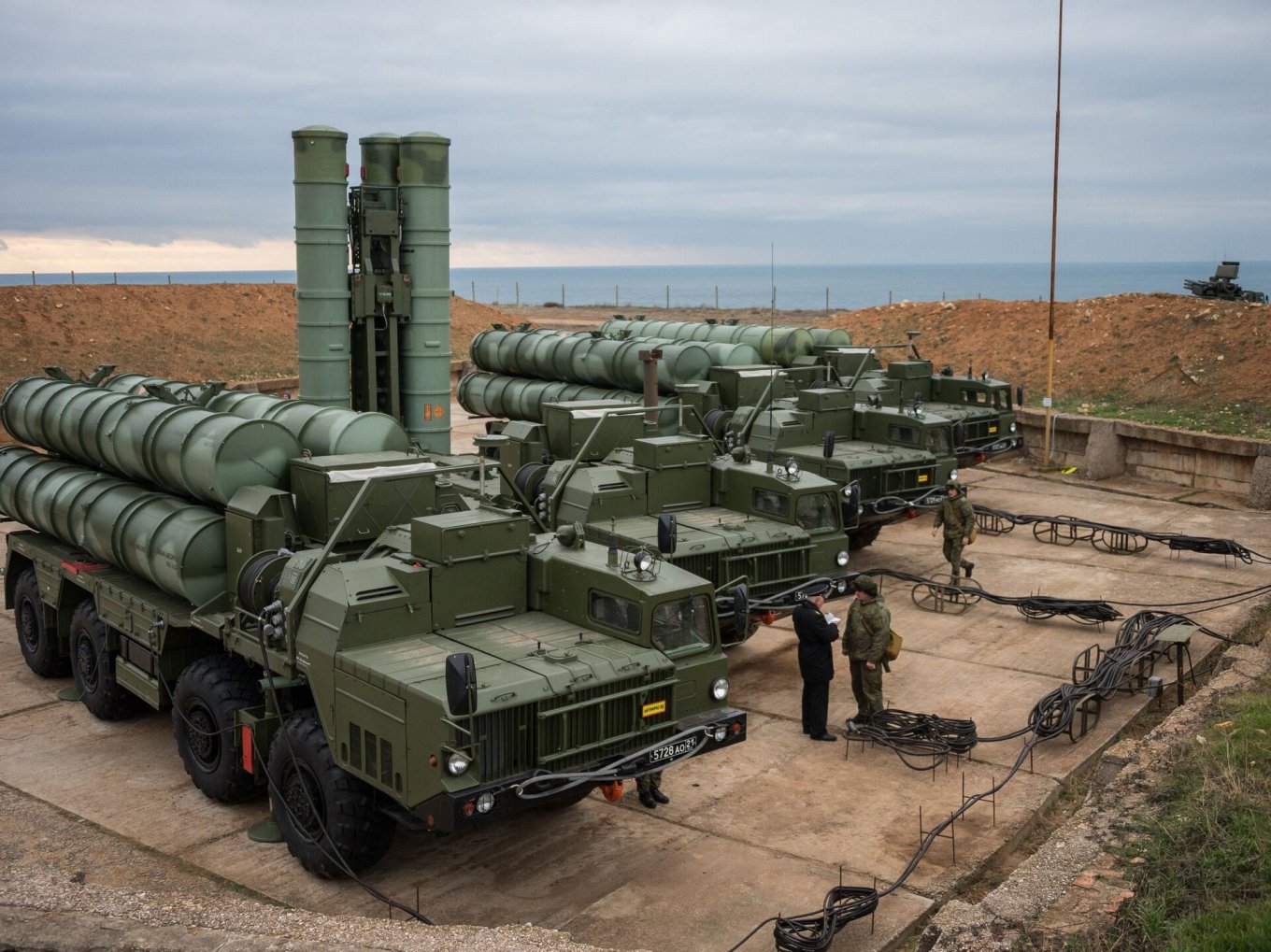 russia Sends S-400 SAM Systems and Specialists to Iran to Protect Nuclear Facilities, Defense Express