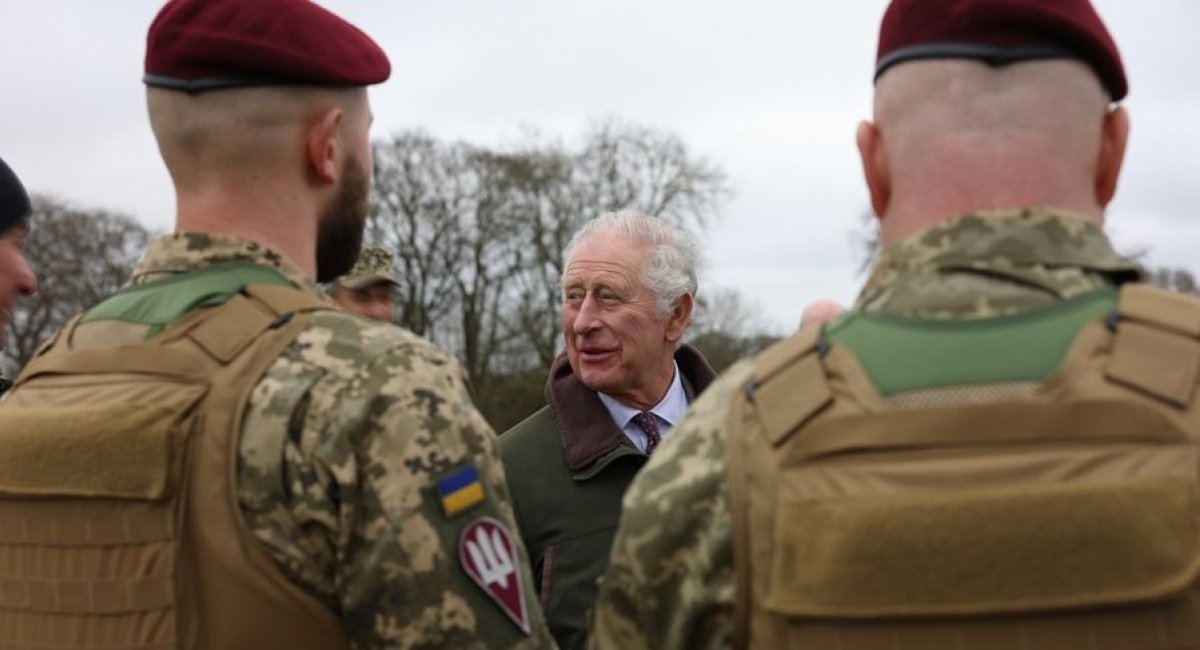 HM King Charles Got a Taste of the Training Regime Experienced by Ukrainian Troops Training in the UK, Defense Express