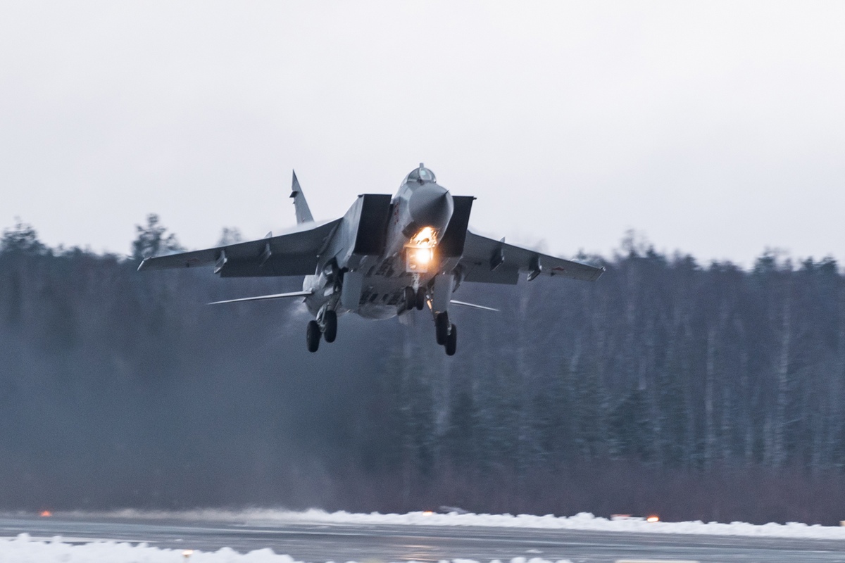 Russia’s MiG-31BM, Defense Express