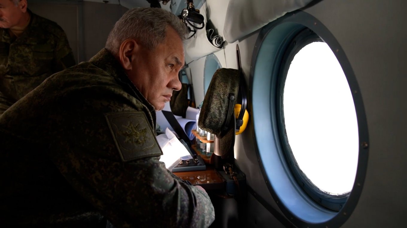 Russia Already Considers Perekop In the Occupied Crimea to Be a Frontline Position – Where Shoigu Actually Flew, Defense Express, war in Ukraine, Russian-Ukrainian war