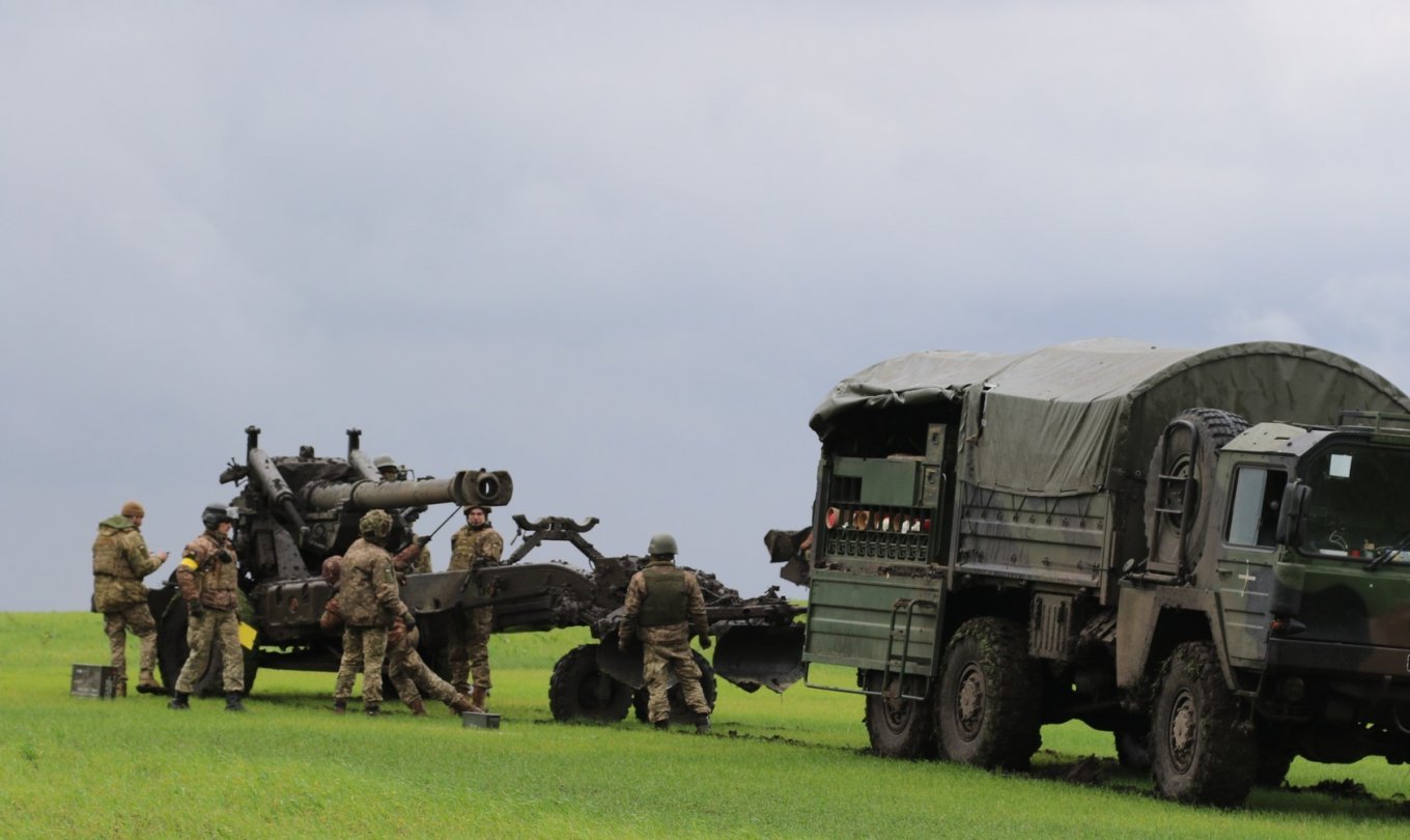 Ukraine’s General Staff Operational Report: Command of Russian Occupant Forces Hide Actual Casualties to Avoid Panic Among Personnel, 155 mm FH-70 gun, Defense Express