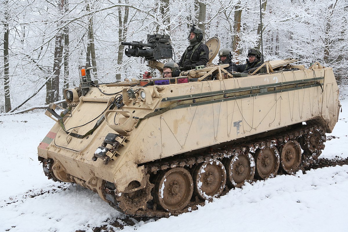 US M113 armored personal carrier are in the batch of US new military aid for Ukraine, Defense Express